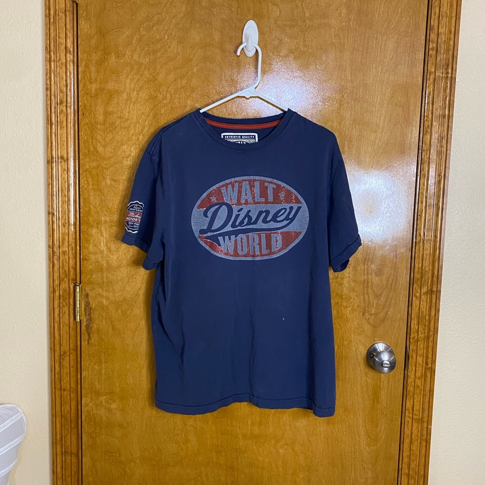 Vintage Walt Disney World Mickey's Motor Oil Shirt Size Large Short Sleeve Shirt